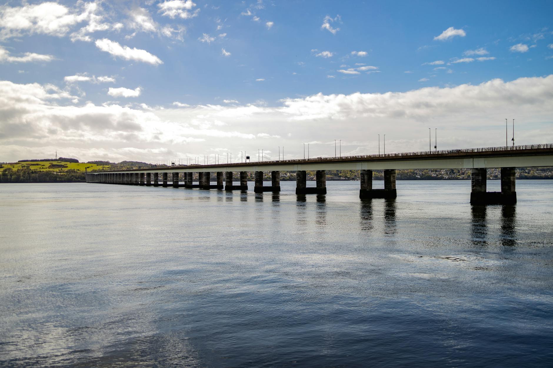 Minh họa bảng kèo tài xỉu với các mốc 2.5 và 2.75