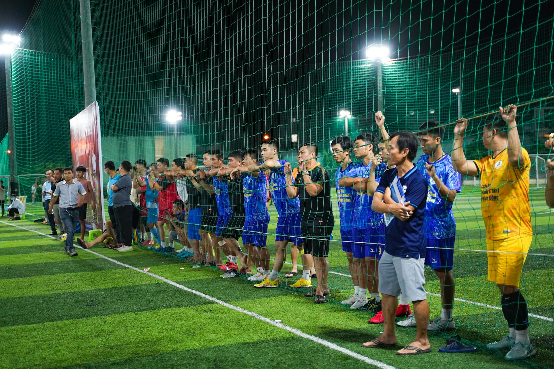 Bảng tỷ lệ cược bóng đá hiển thị mốc tài xỉu hiệp 1